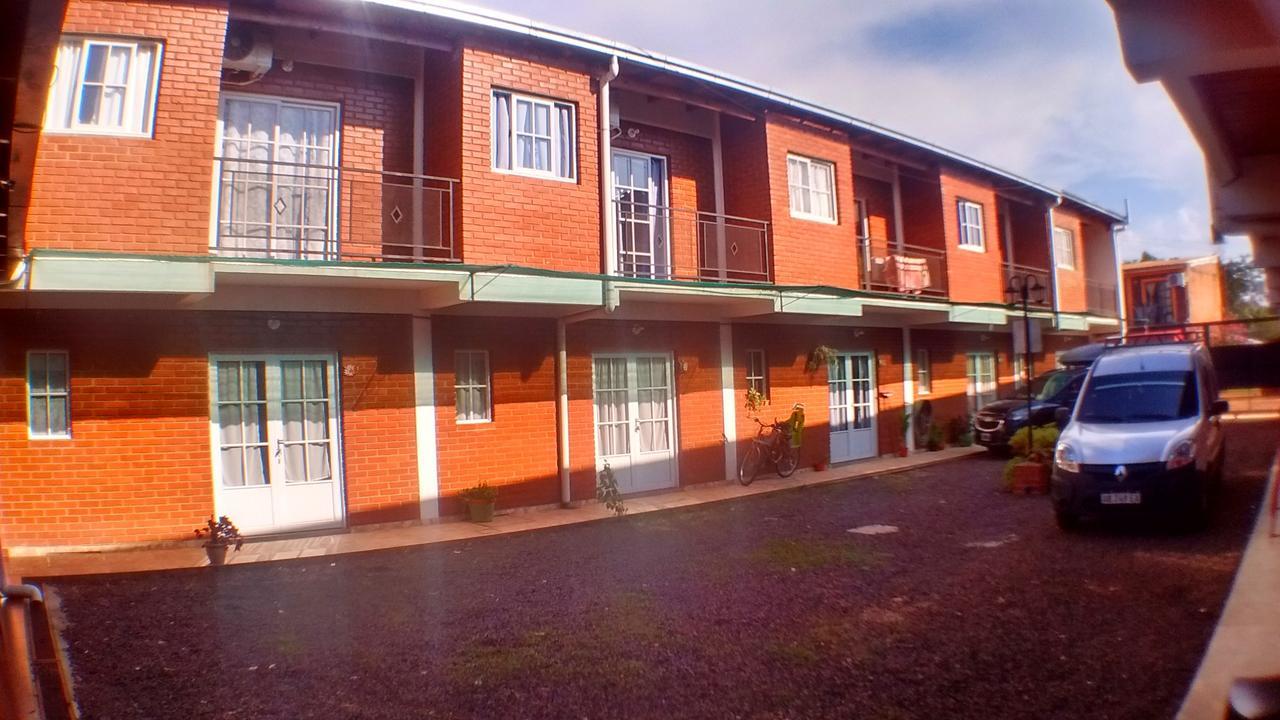Tupã Jireh Villa Puerto Iguazu Bagian luar foto